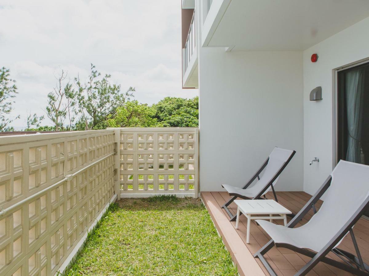 Hideout Okinawa Uruma Eksteriør bilde