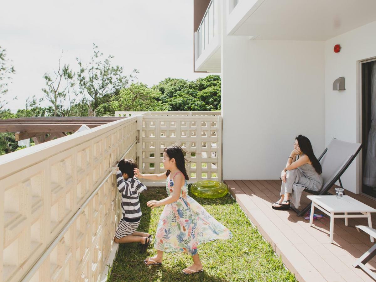 Hideout Okinawa Uruma Eksteriør bilde