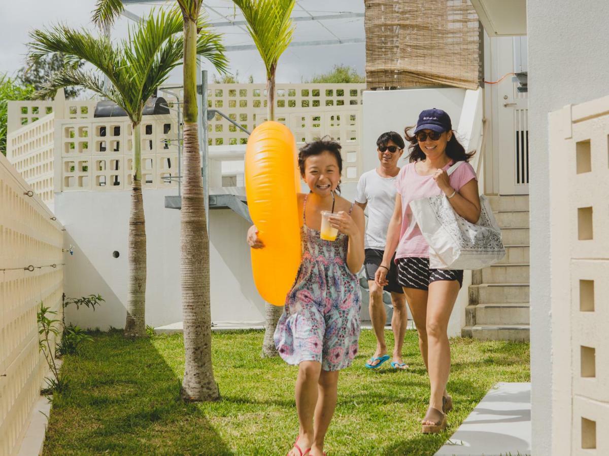 Hideout Okinawa Uruma Eksteriør bilde