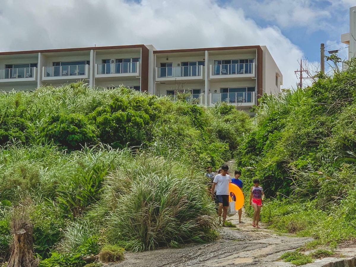 Hideout Okinawa Uruma Eksteriør bilde